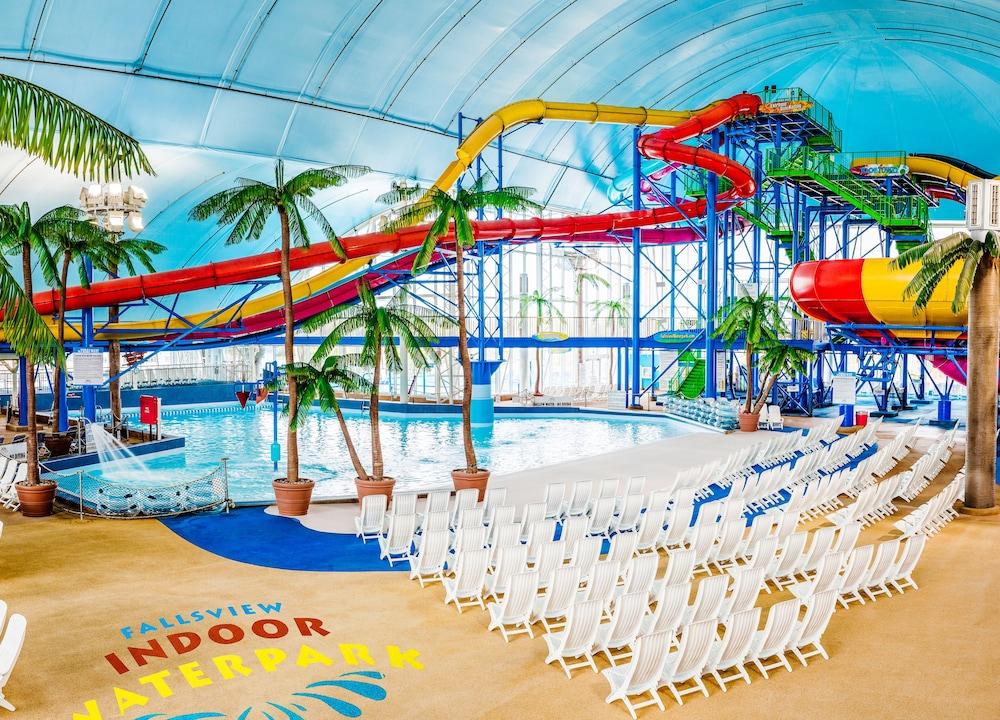 Skyline & Waterpark Hotel Niagara Falls