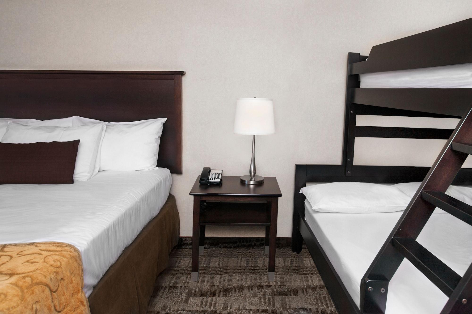 Hotel Skyline & Waterpark Niagara Falls