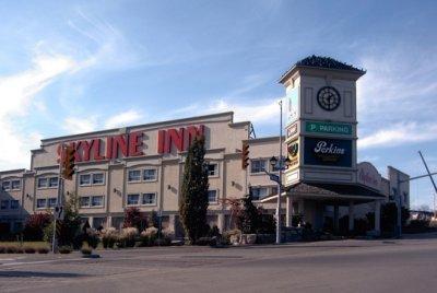 Skyline & Waterpark Hotel